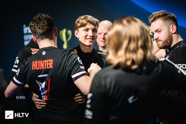 FaZe和Complexity继续在败者组中前进， pain 和 Imperial 退出IEM Rio